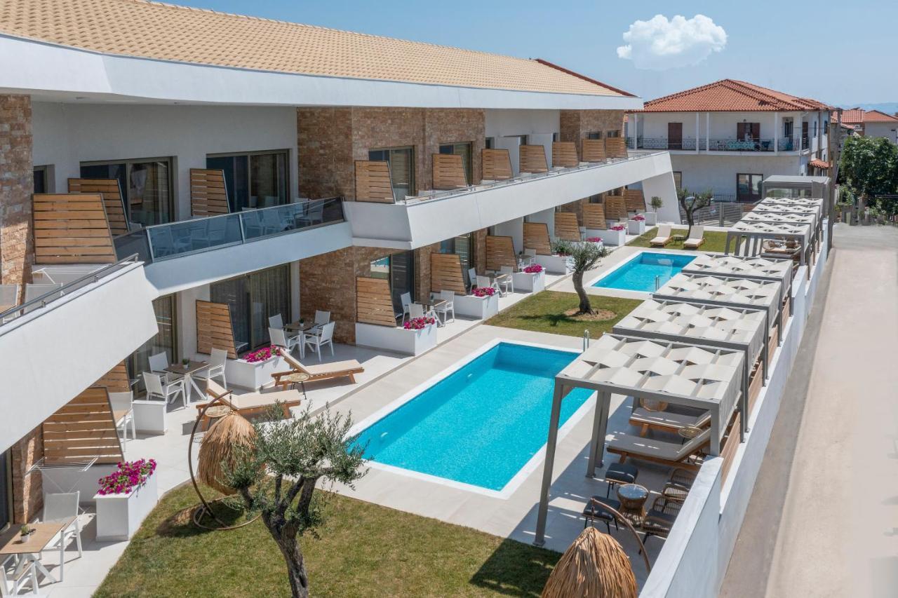 Imagine Luxury Suites Нікіті Екстер'єр фото