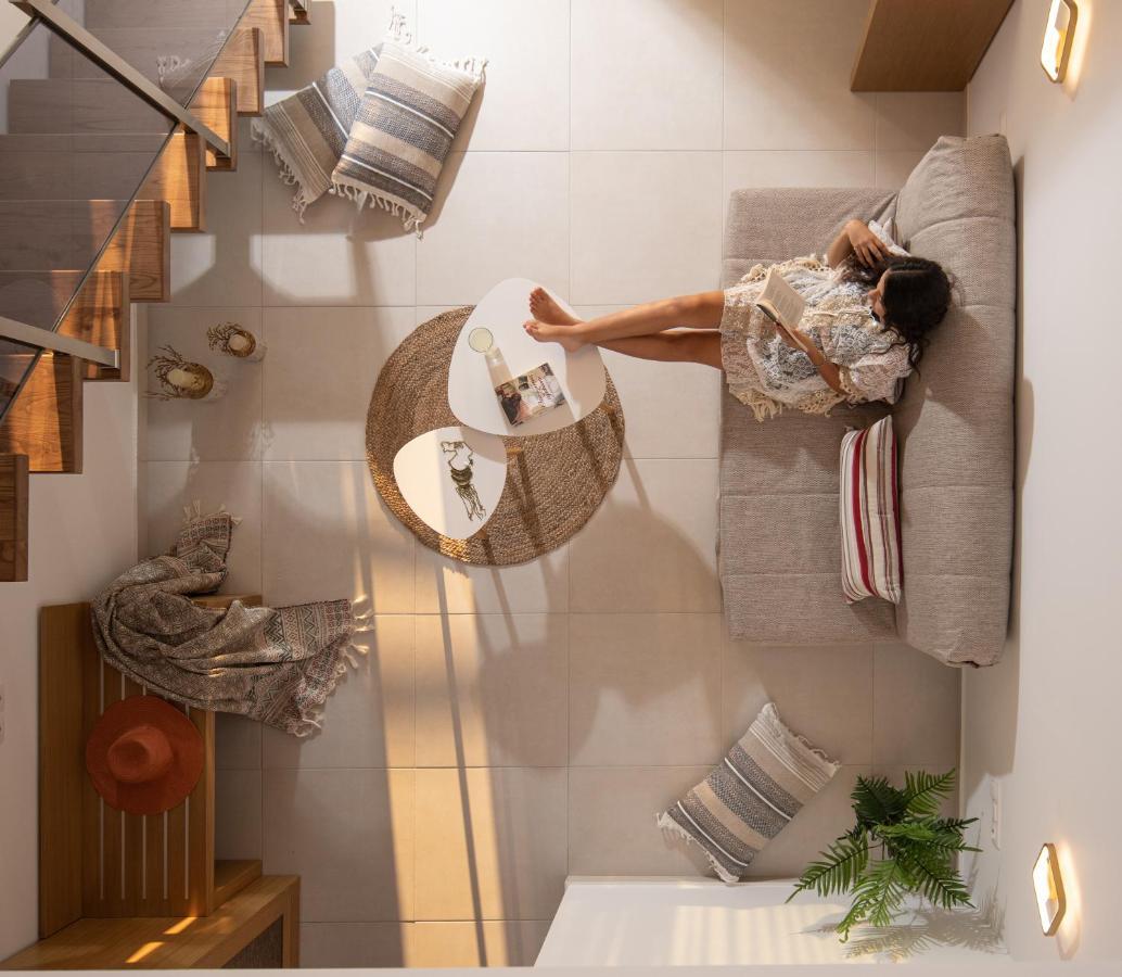Imagine Luxury Suites Нікіті Екстер'єр фото