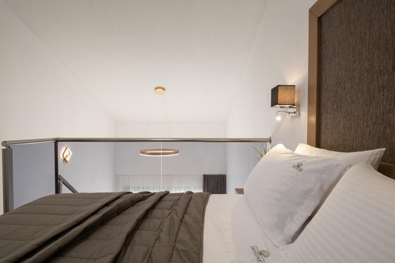 Imagine Luxury Suites Нікіті Екстер'єр фото